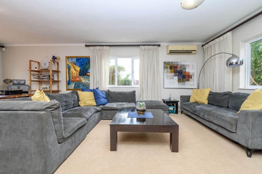 3 Bedroom Property for Sale in Summerstrand Eastern Cape